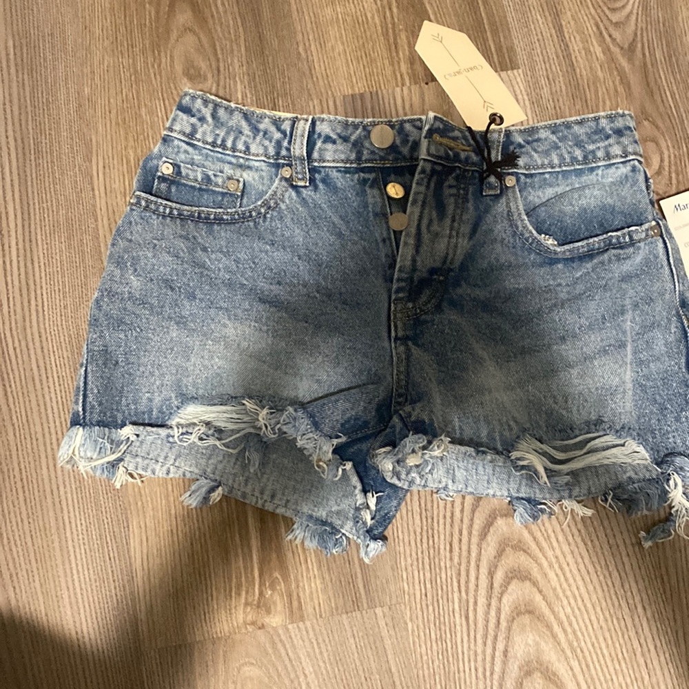 High waisted denim short